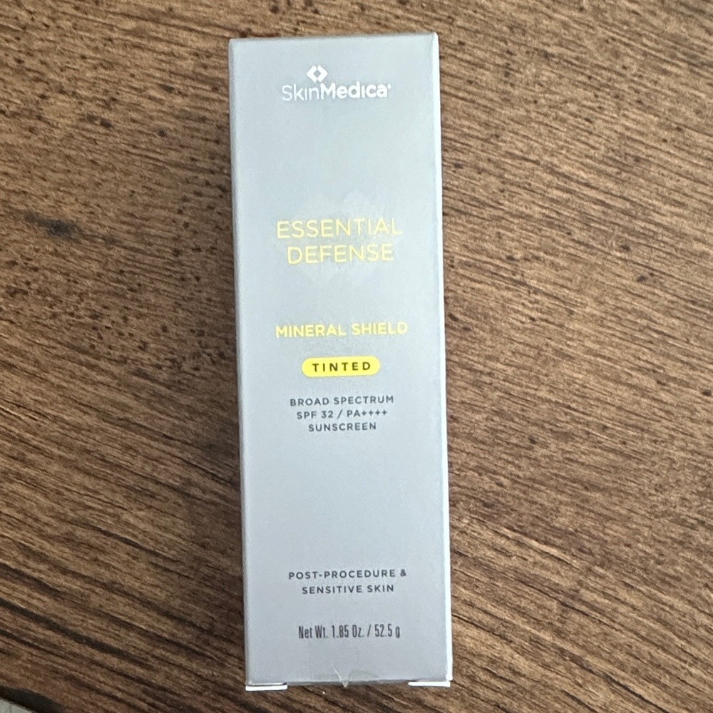 SkinMedica Essential Defense Mineral Shield Tinted SPF 32